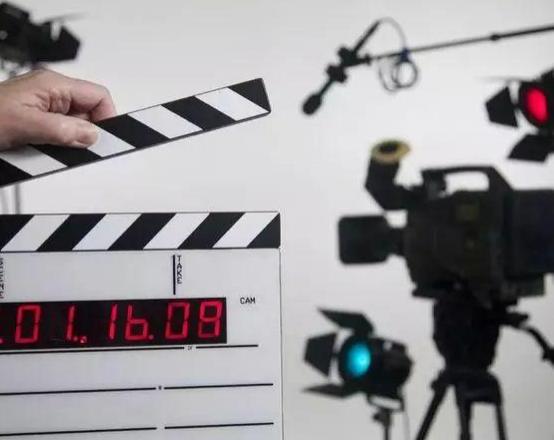 谁没有喝酒喝到哭,关于喝酒 谁还没个第一次呢