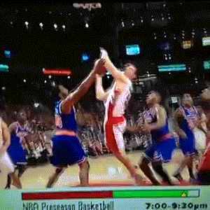 肯尼乔治( 2米62中锋)